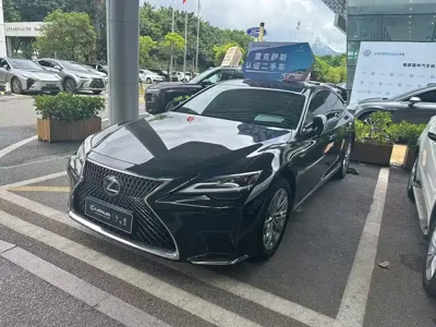 Lexus LS