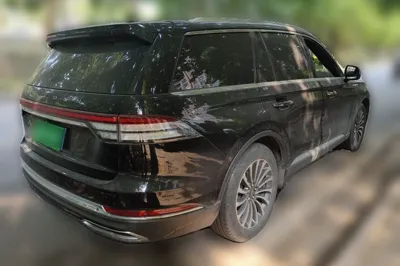 Lincoln Aviator