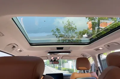 Hongqi HQ9