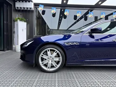 Maserati Quattroporte