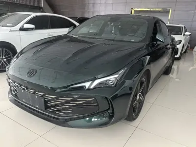 MG MG7