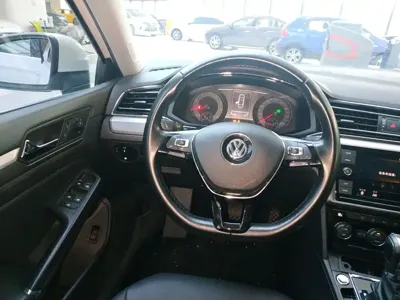 Volkswagen Lamando