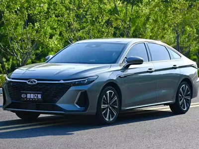 Chery Arrizo 8