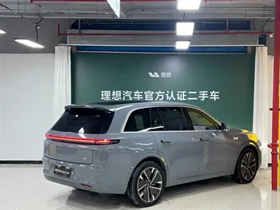 Li Auto Li L8