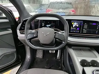 Hongqi Hongqi Tiangong 08