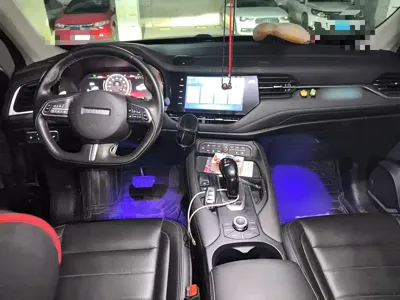 Haval F7