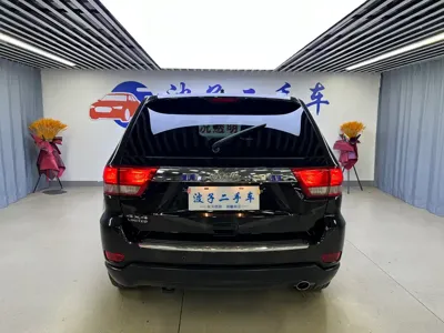 Jeep Grand Cherokee (Import)