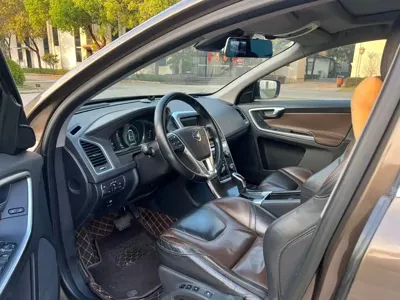 Volvo XC60 (Import)
