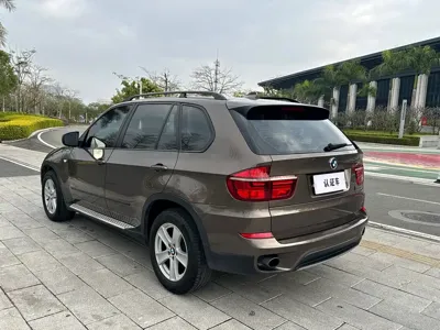 BMW X5 (Import)