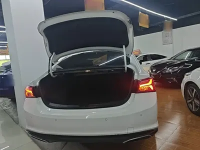 Chevrolet Malibu XL