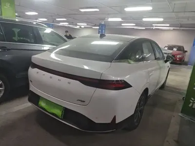 Xpeng P5