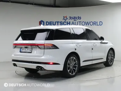 Lincoln Aviator