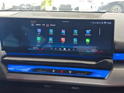 BMW i5