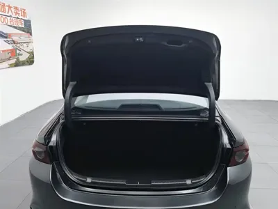 Mazda 3 Axela