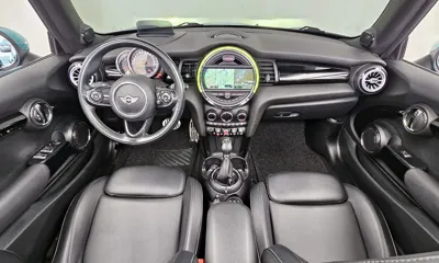 MINI Cooper Convertible