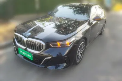 BMW i5