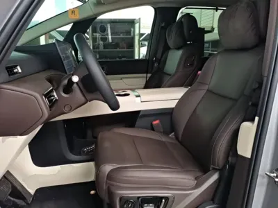 Li Auto Li MEGA