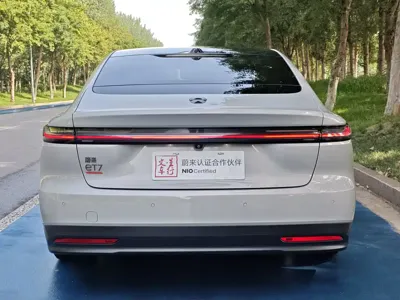 Nio ET7