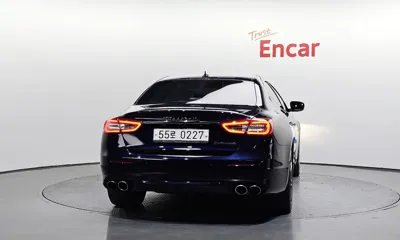 Maserati Quattroporte