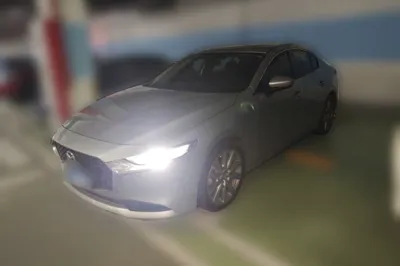 Mazda Mazda 3 Axela