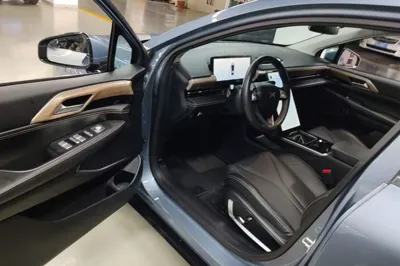 Xpeng P5
