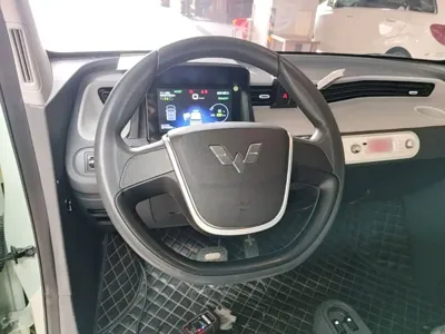 Wuling MINIEV
