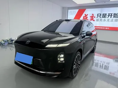 Nio ES8