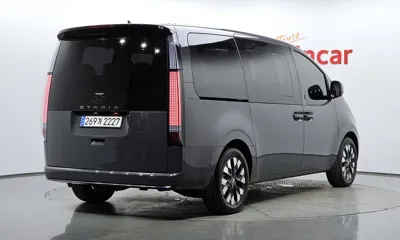 Hyundai Staria