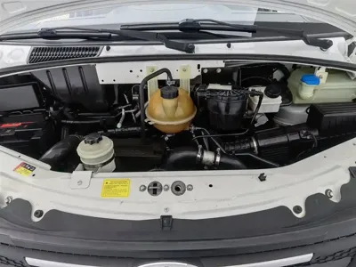 大通 V80