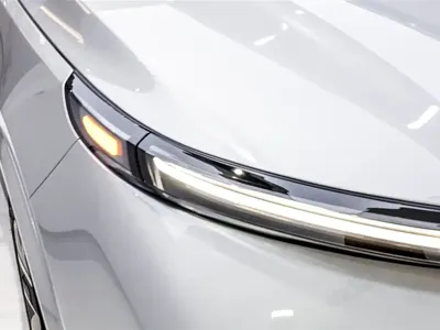 Li Auto Li L8