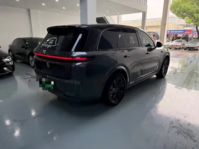 Li Auto Li L8