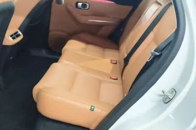 Leapmotor C10