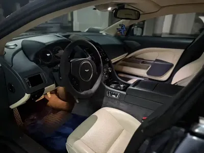 Aston Martin Rapide