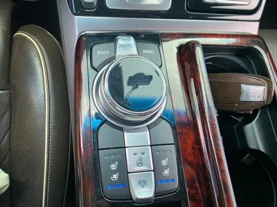 Genesis EQ900