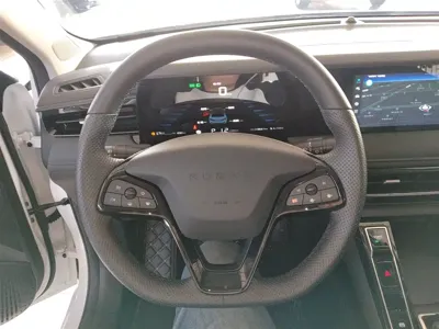 Roewe i5