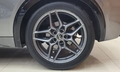 Infiniti Q30