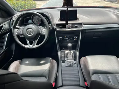 Mazda CX-4
