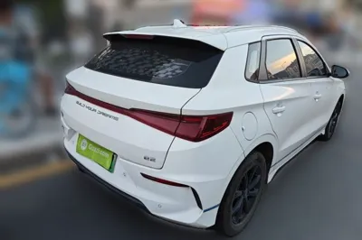 BYD e2