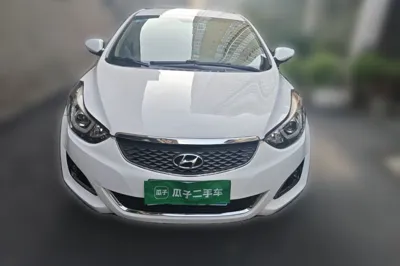 Hyundai Elantra (5th Generation