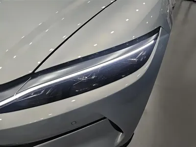 BYD 汉L