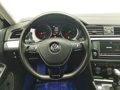 Volkswagen Lamando