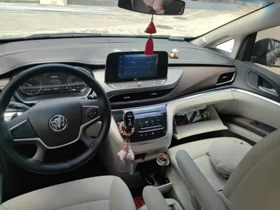 Buick GL8