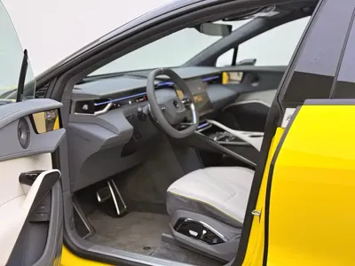 Lotus Eletre