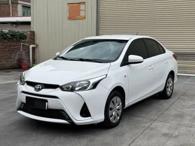Toyota Yaris L