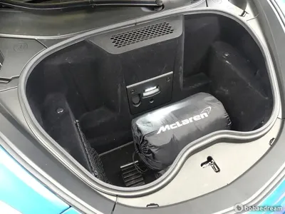 McLaren GT