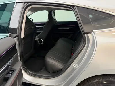 Xpeng P7
