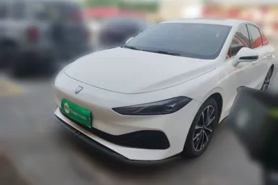 Roewe D7