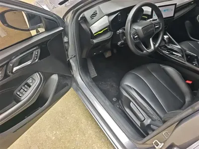 Roewe i5