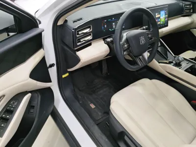 BYD Qin L