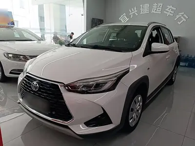 Toyota Yaris L
